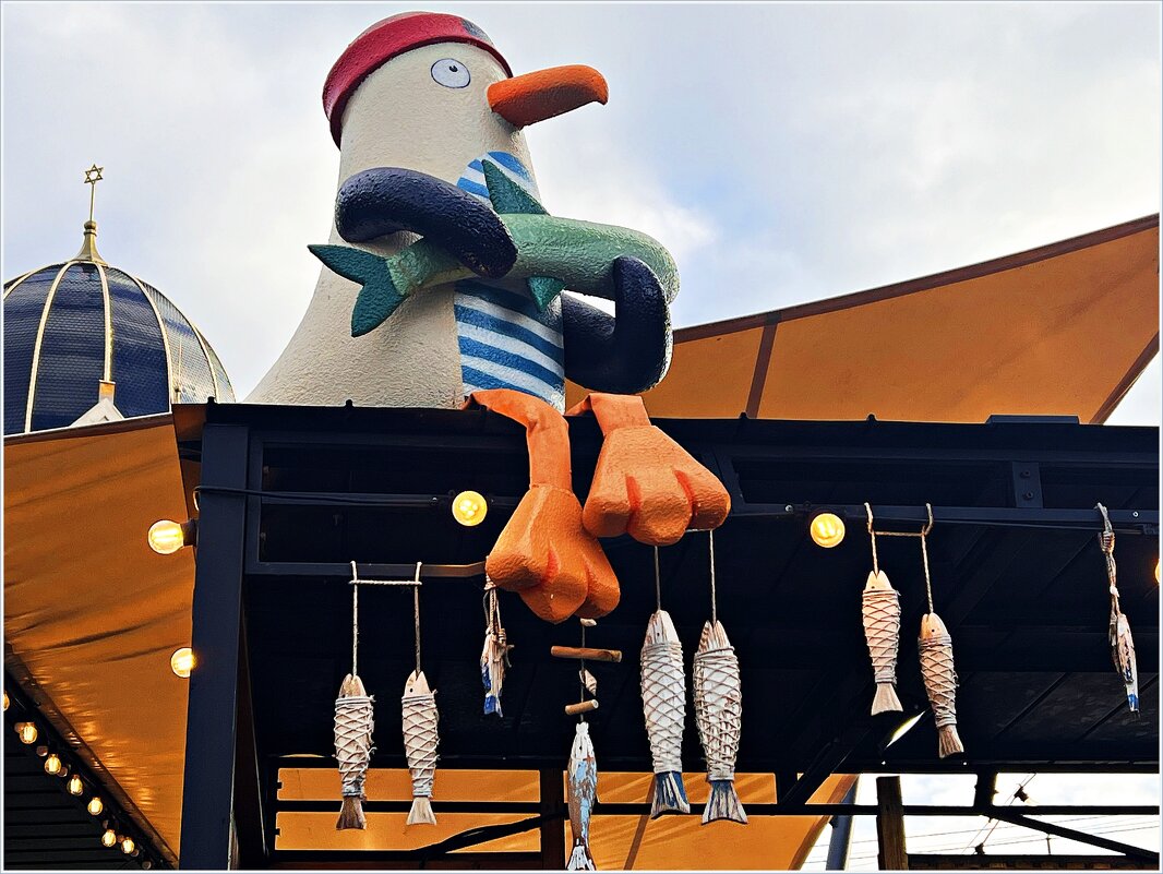 На рыбной лавке. - Валерия Комова