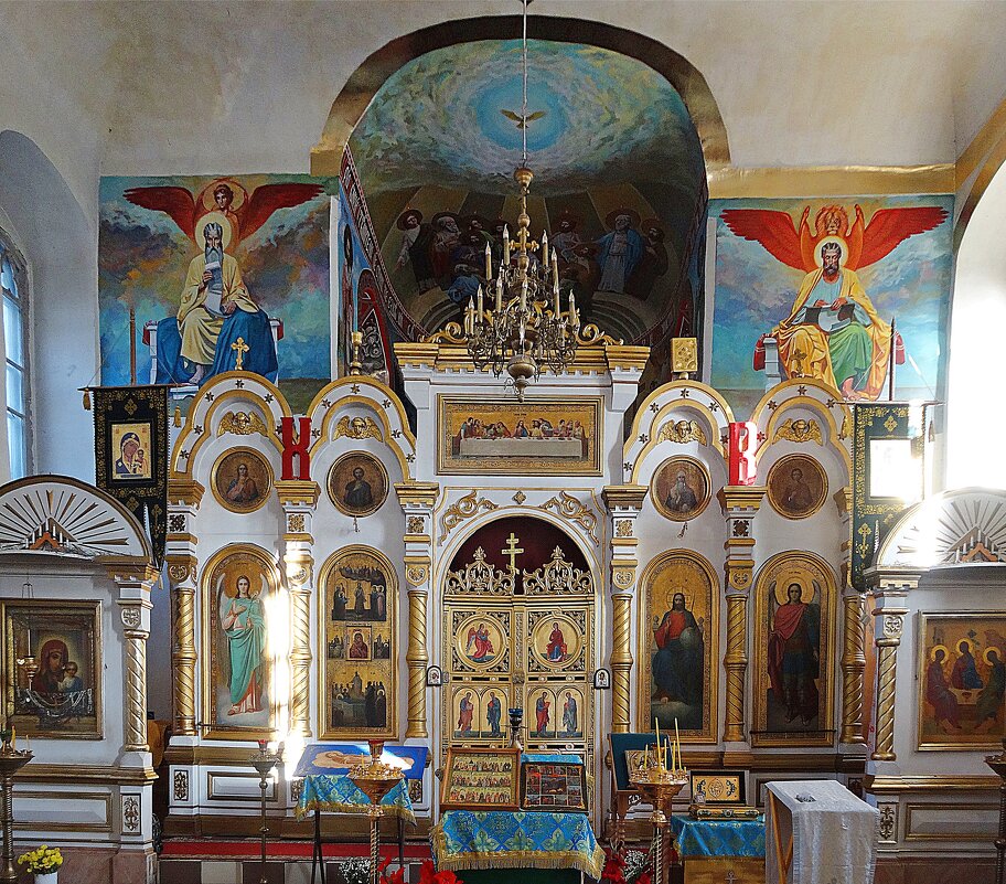 Троицкий храм - Лидия Бусурина