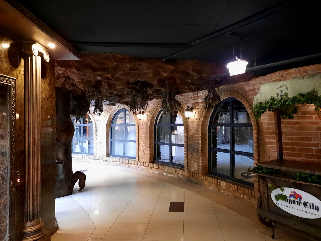 Интерьер торгово-развлекательного центра - Андрей Л. В.