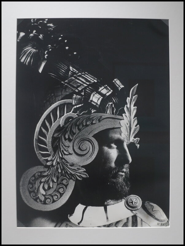 Борис Орлов / Из серии "Автопортрет в имперском стиле" 1995 -1996 гг. - zavitok *