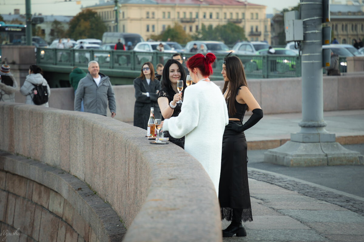 Да, да... - Nyusha . Да, да... - Nyusha .