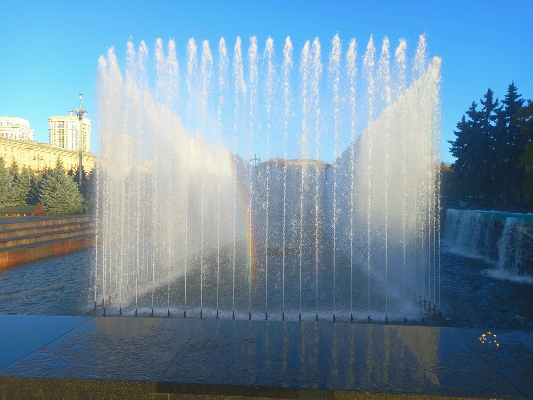 Фонтан - Сапсан 