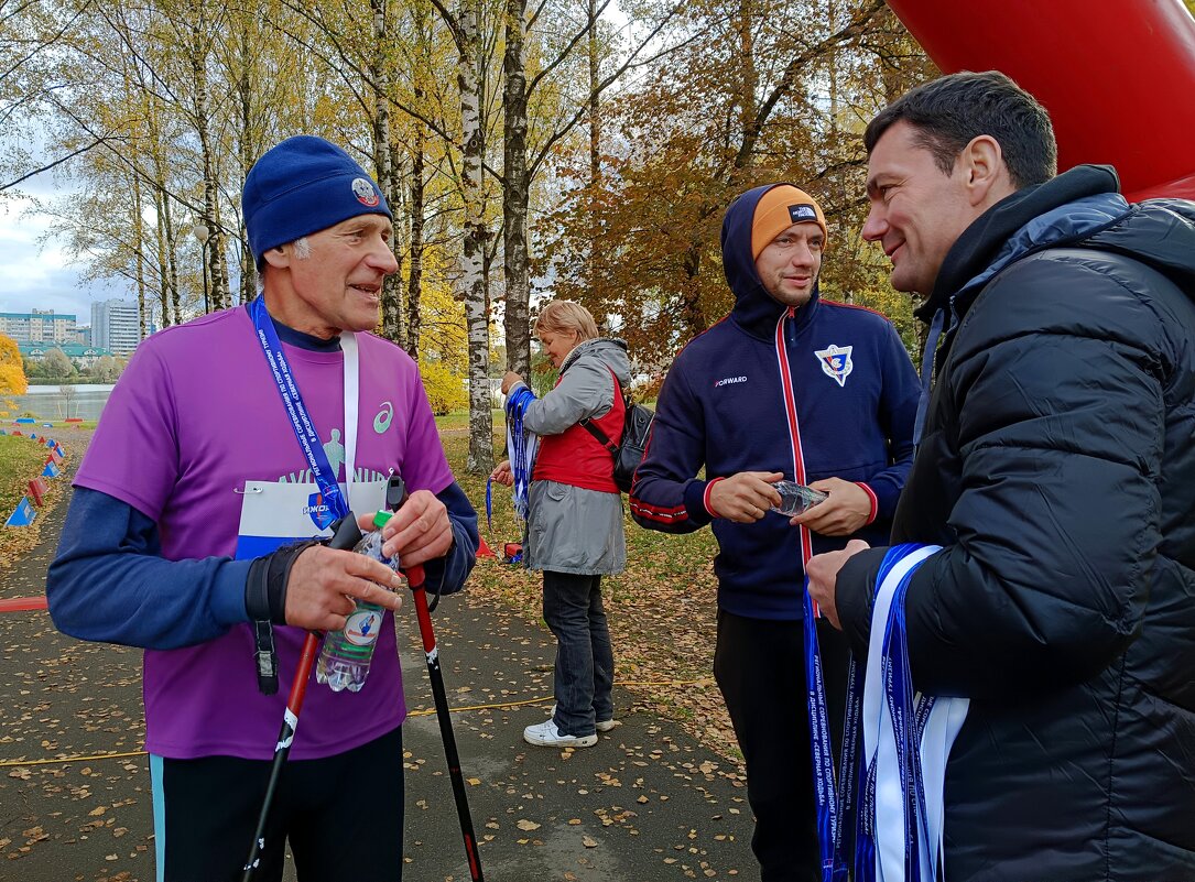 Позади 10 км - Мария Васильева Позади 10 км - Мария Васильева