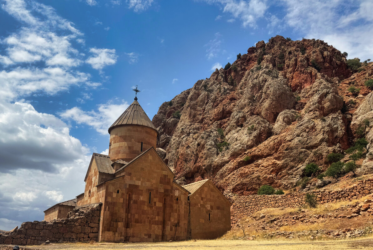Часовня монастыря Нораванк. Армения - Андрей Город