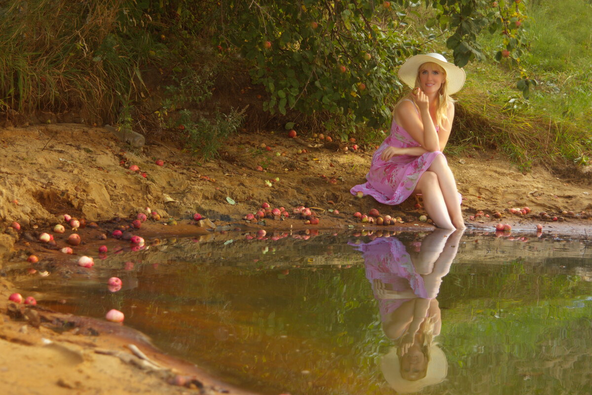 Яблоки  на воде - Сергей Рузаев 