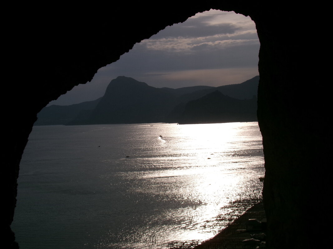Закат в Судакской бухте из Эоловой арфы - Сергей Антонов
