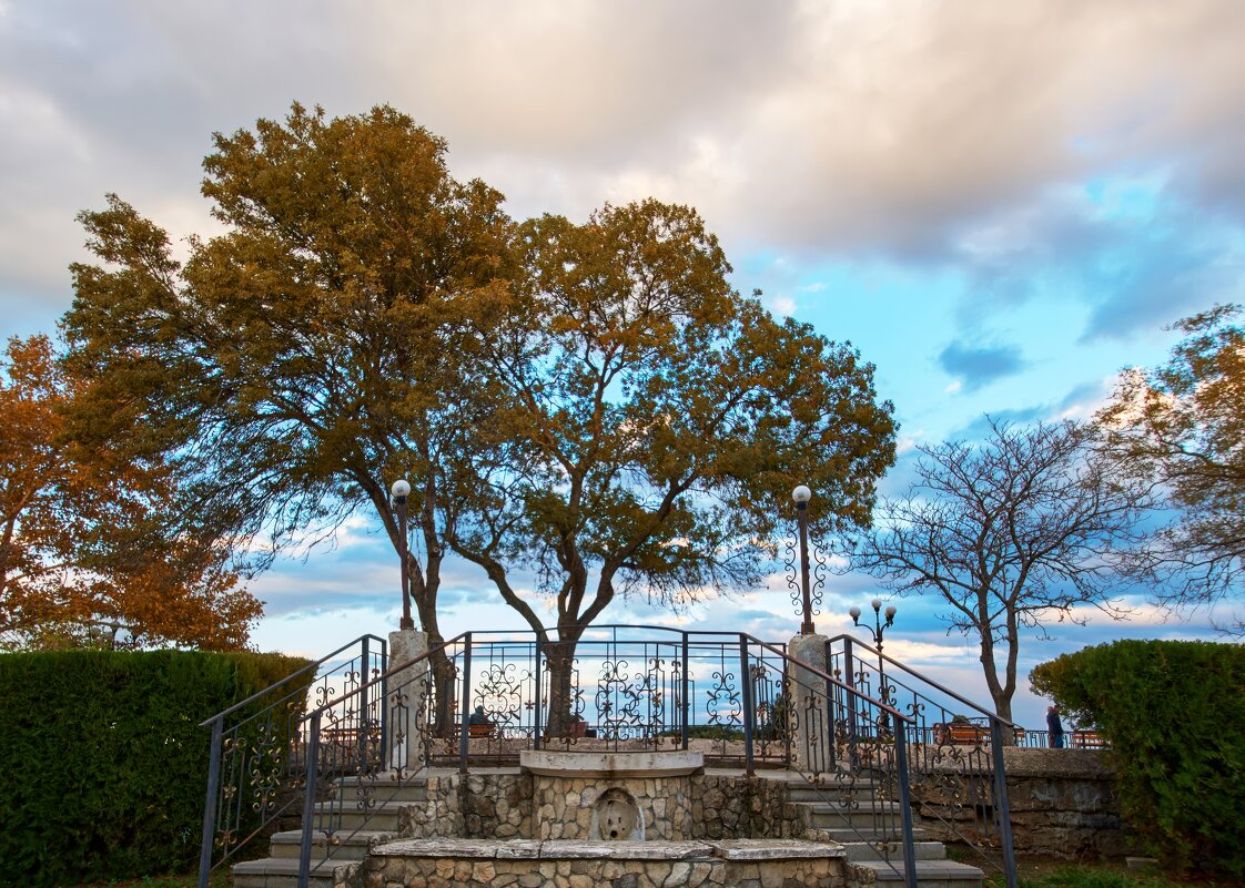 осень в феодосии - Эдуард Тищенко