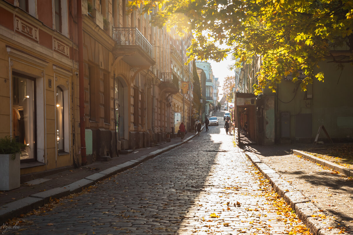 По улицам Выборга - Nyusha . По улицам Выборга - Nyusha .