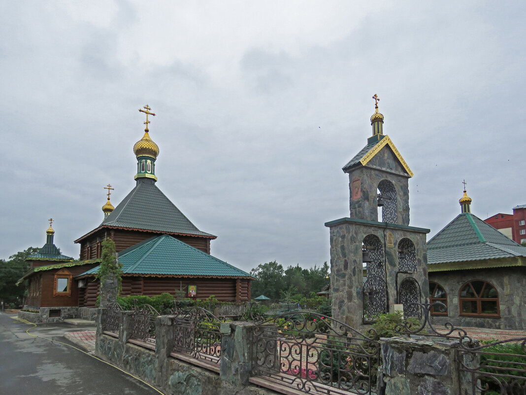 У храма святителя Николая. - ИРЭН@ .