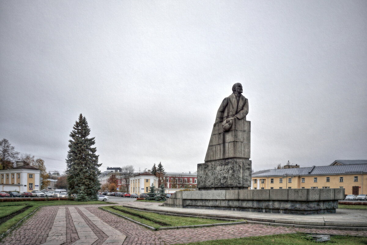 Памятник Ленину в Петрозаводске - Andrey Lomakin