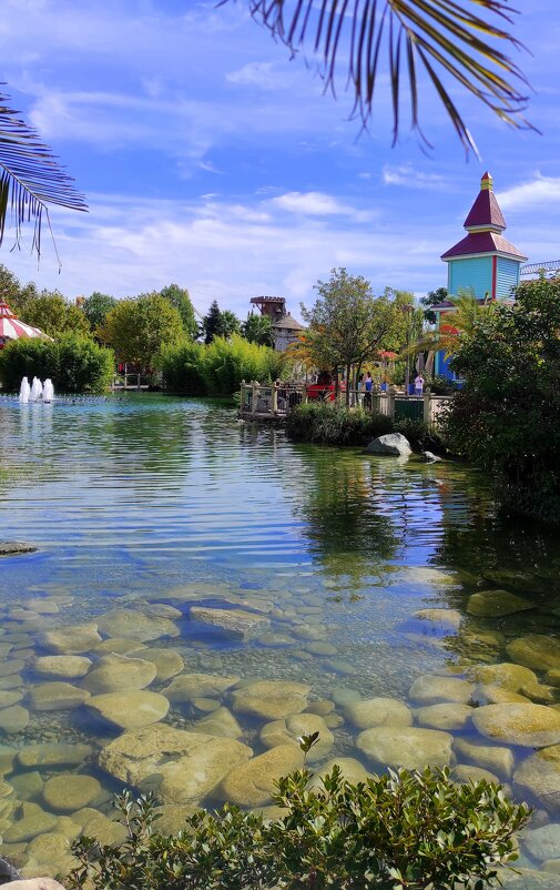 По аллеям парка развлечений - Татьяна Лютаева