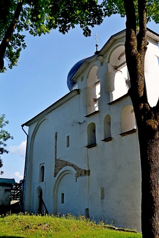 ПСКОВ, монастырь. - Виктор Осипчук