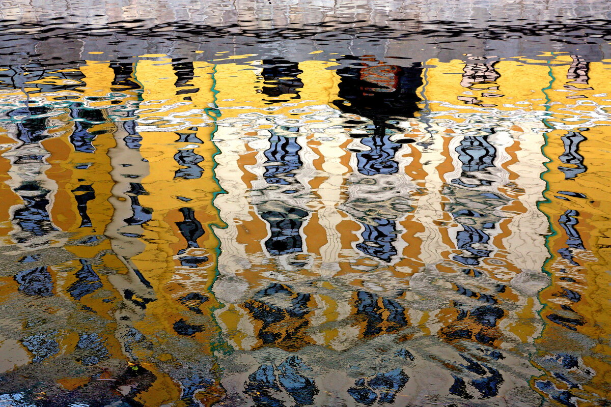 Утро  23 октября на Якиманской наб - Михаил Бибичков