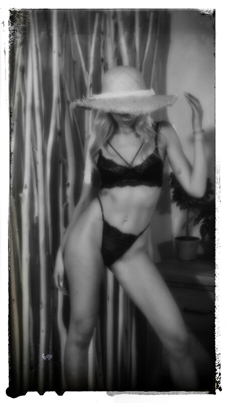 Аня - Макс Аксёнов