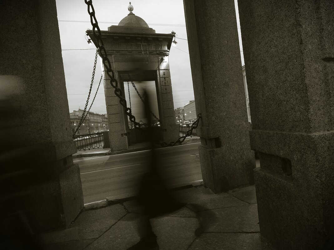 Что мы знаем о призраках? - Магомед .