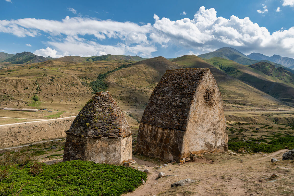 Город "мертвых" Эльтюбю. Кабардино-Балкария. - Дина Евсеева