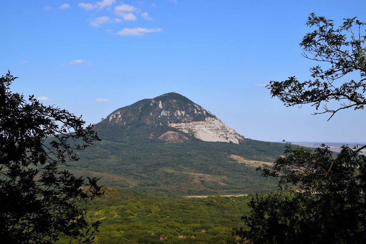 Гора Змейка. Вид с Селитряных скал - Павленко Михаил 