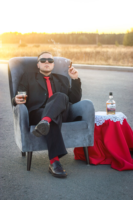 *** - Игорь Чичиль