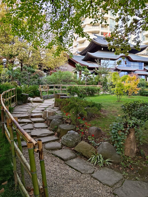 Японский сквер - Tata Wolf Японский сквер - Tata Wolf