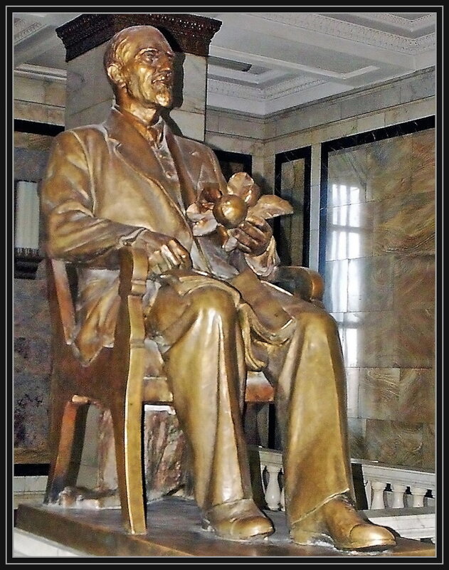 170 лет со дня рождения И.В. Мичурина (1855-1935) - Ольга Довженко