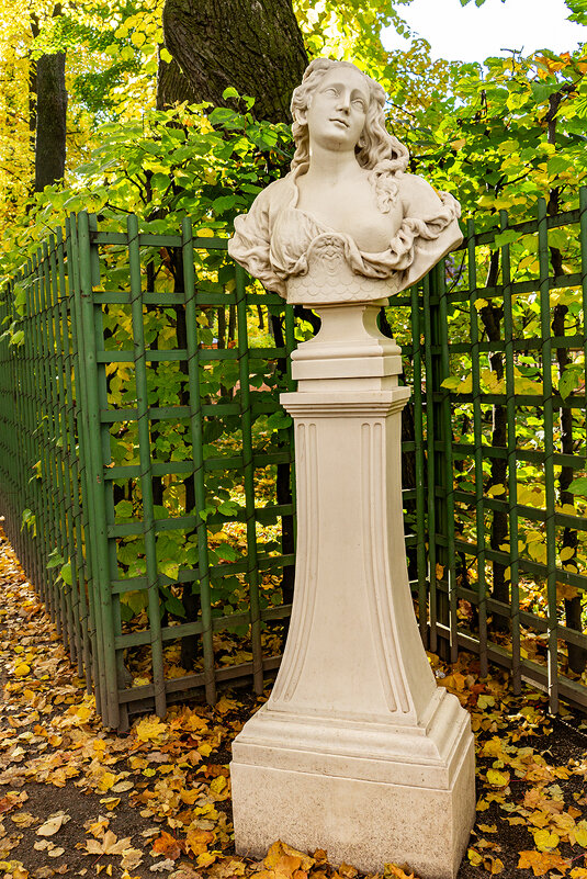 Осенний Летний сад - Ирина Соловьёва Осенний Летний сад - Ирина Соловьёва