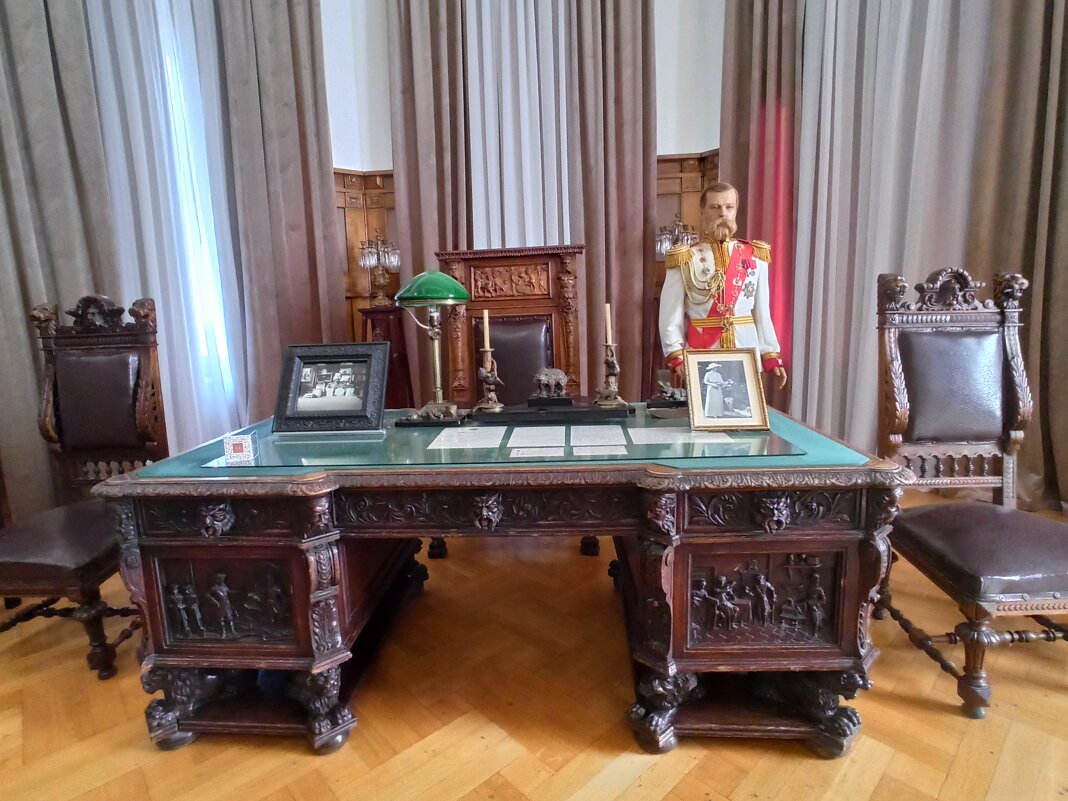 Рабочий кабинет Николая ll. Ливадийский дворец. Крым. - Галина 