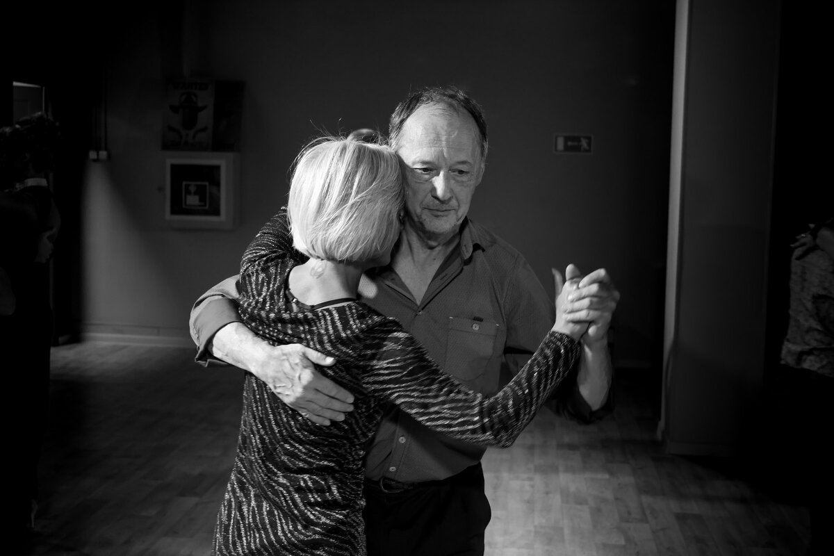 Танго - Владимир Новиков