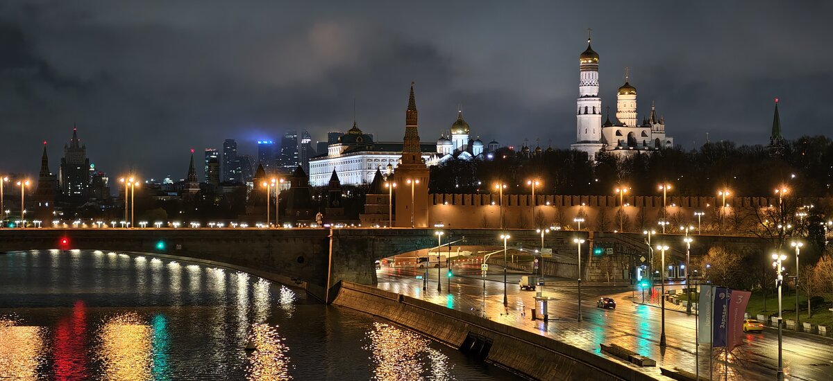 Московский Кремль - <<< Наташа >>>