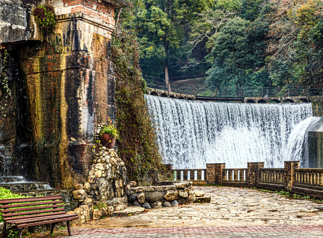 У плотины - Eugene *