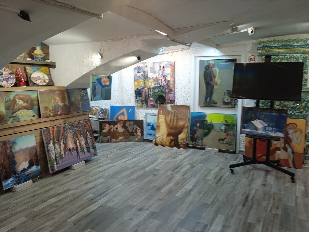 Интерьер Галереи "Гильдии мастеров". - Светлана Калмыкова Калмыкова