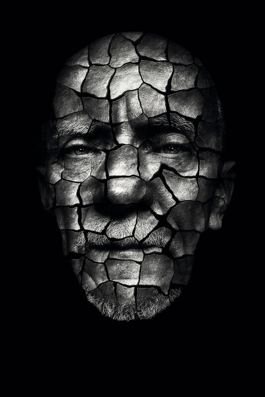 ... и лик всего лишь скорлупа - Игорь 