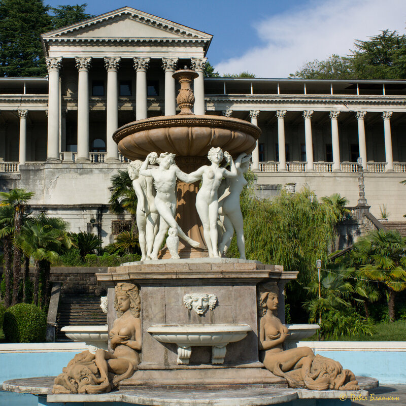 В заброшенном санатории имени С.Орджоникидзе - Pavel Blashkin