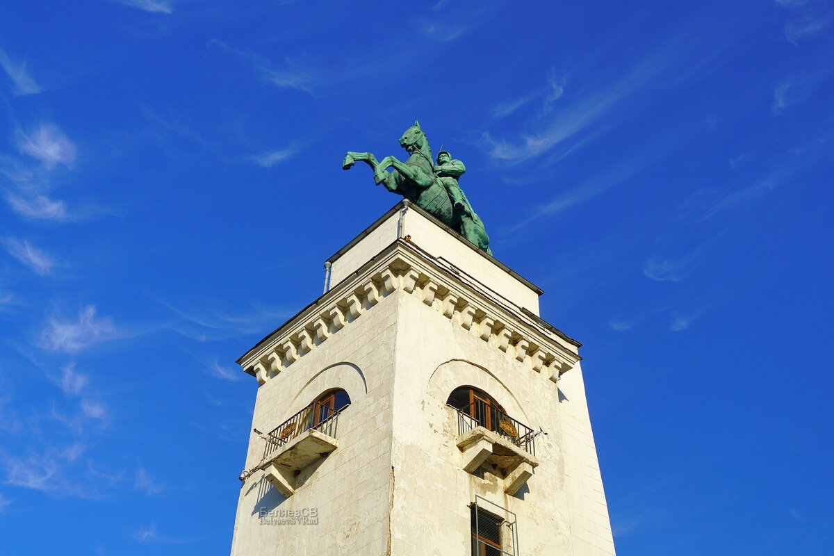 Парящий в облаках - Сергей Беляев Парящий в облаках - Сергей Беляев