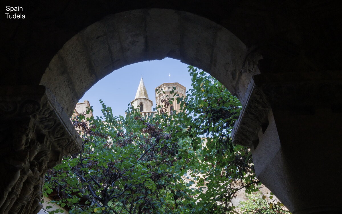 Сквозь арку - Michael M