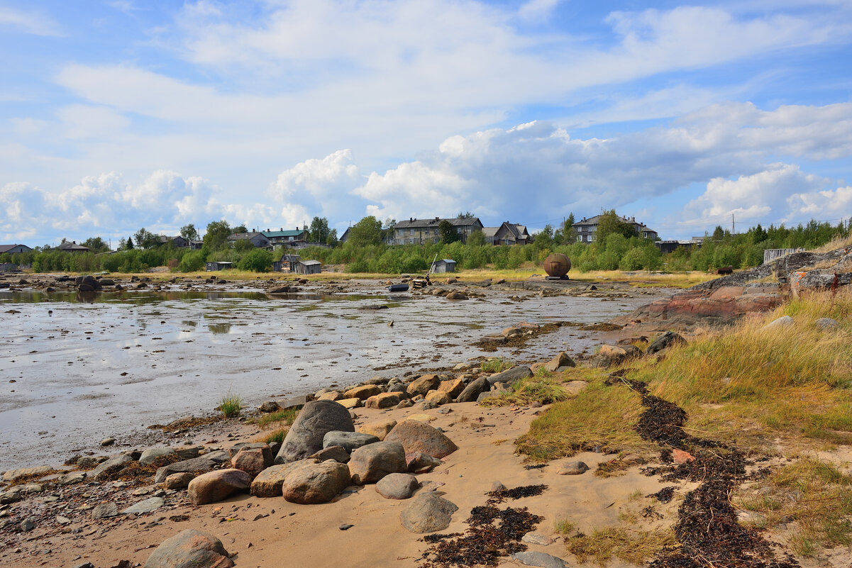 *** - Александр Хаецкий