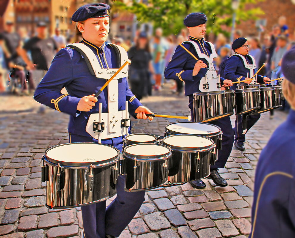 Ударники-многостаночники - Андрей K. Ударники-многостаночники - Андрей K.