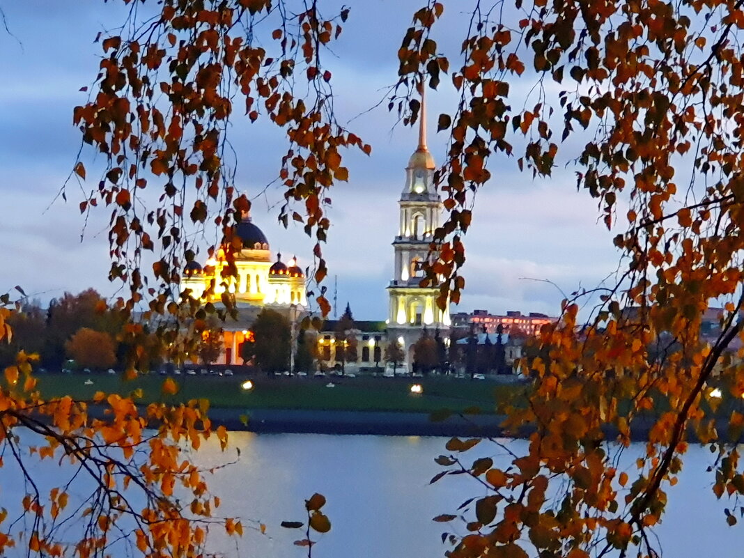 Рыбинск. Осень. - Михаил Свиденцов