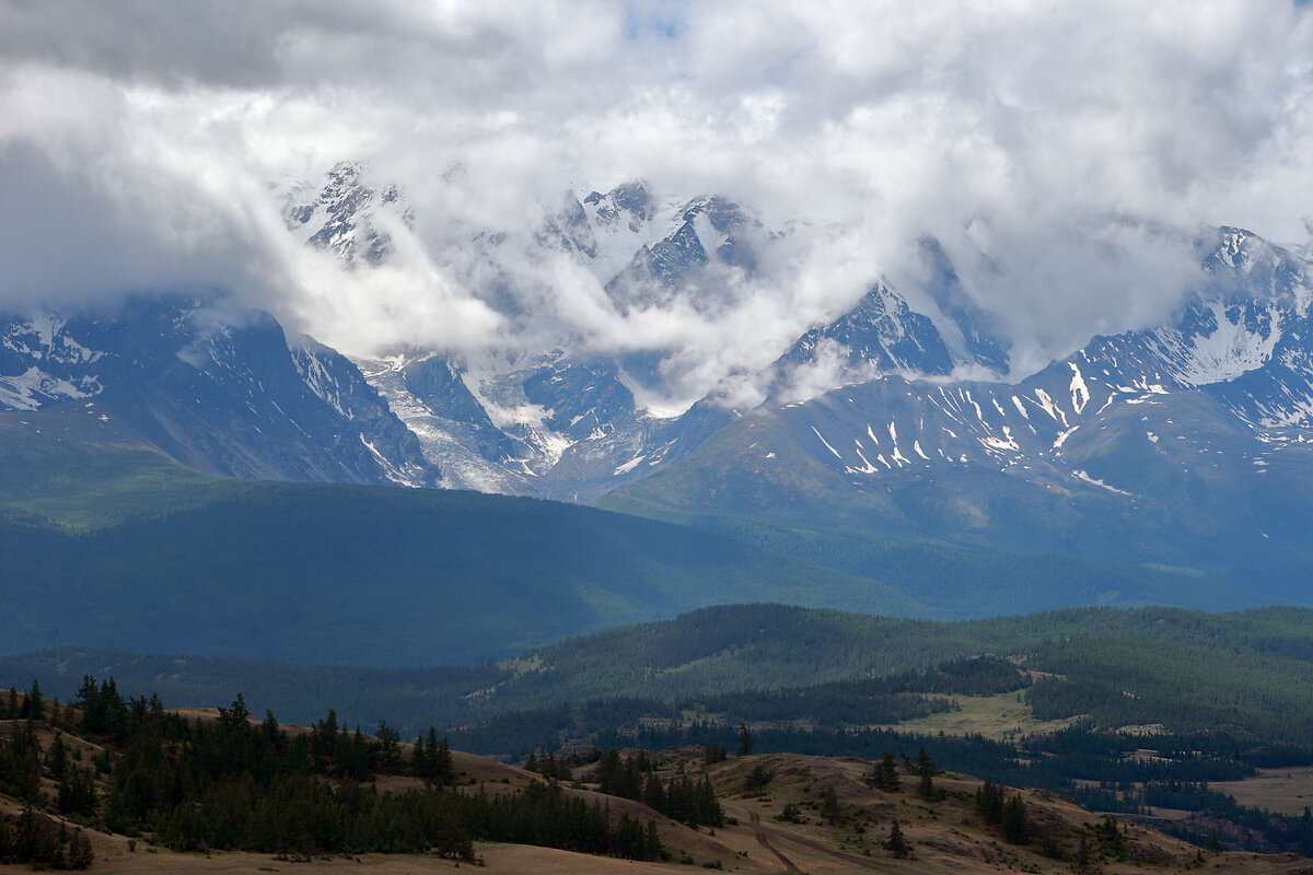 Где-то далеко в горах... - владимир 