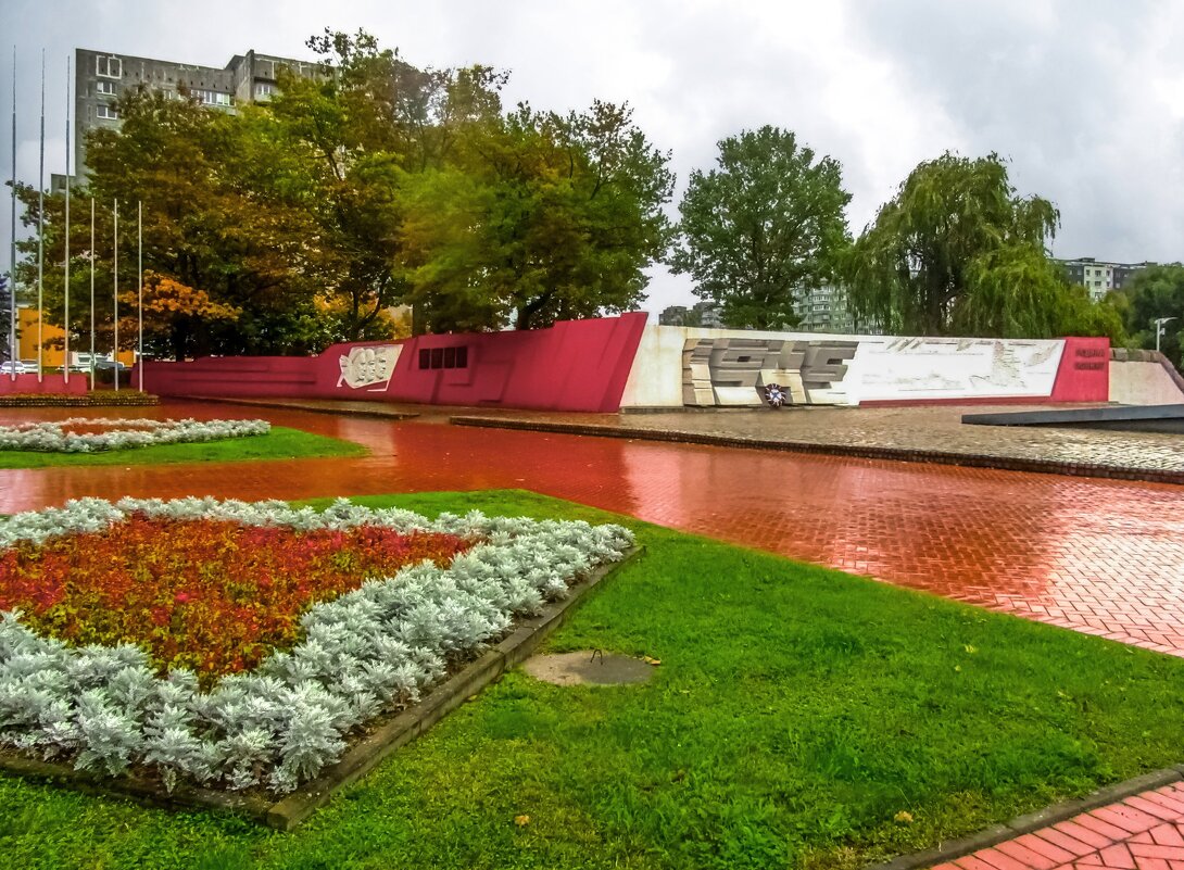 Дождливый октябрь - Сергей Карачин