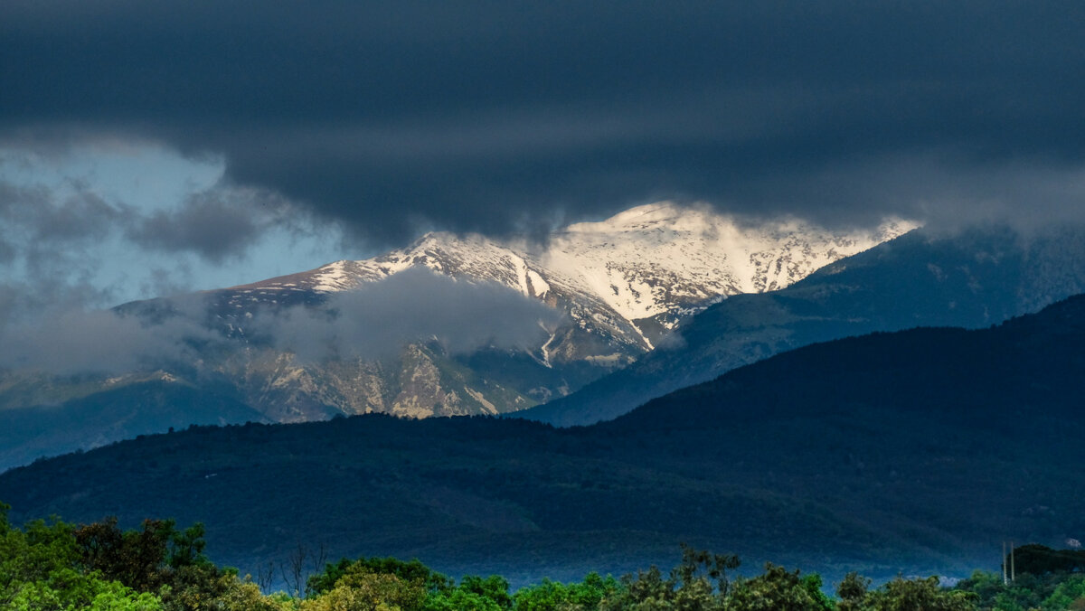 Снег на вершине пика Канигу 2784 м - Георгий А Снег на вершине пика Канигу 2784 м - Георгий А
