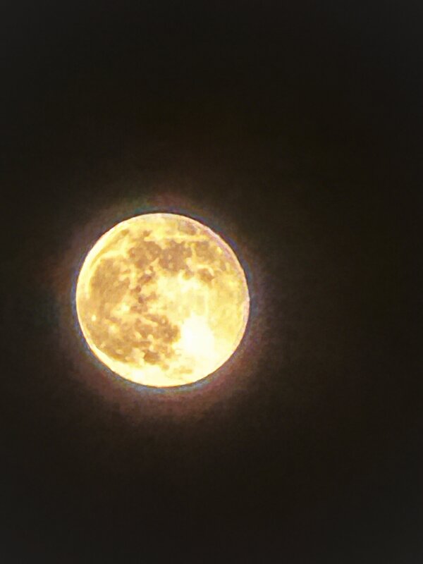 Пытался снять луну с iPhone - Александр Деревяшкин