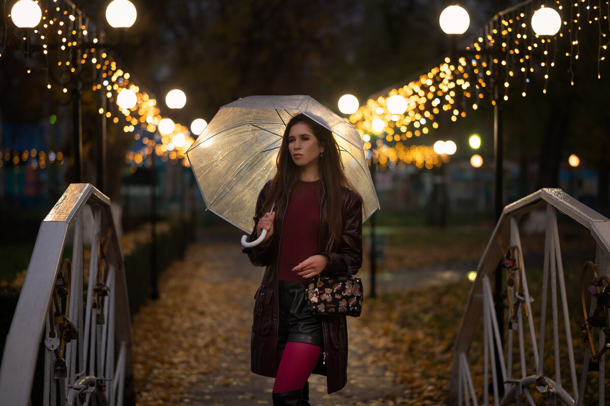 Элегантная Мария в вечернем парке - Viktoria Anufrieva