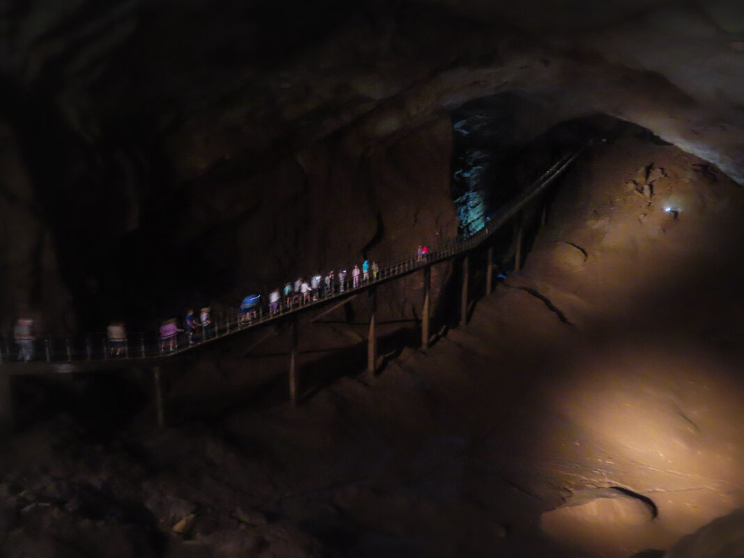 Новоафонская пещера. Абхазия - AZ east3 Новоафонская пещера. Абхазия - AZ east3