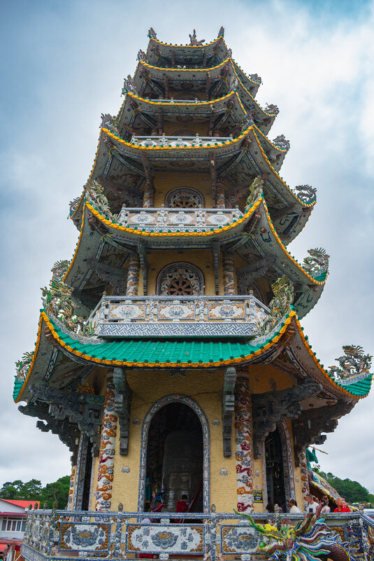 *** - Николай Чекалин