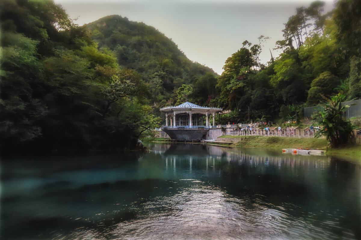 Платформа Псырцха. Абхазия - AZ east3 Платформа Псырцха. Абхазия - AZ east3