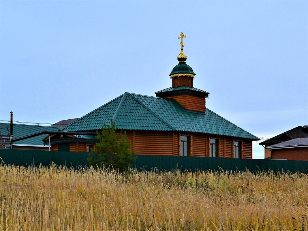 Новочебоксарск. Церковь святых Петра и Павла в Павловской Слободе. - Пётр Чернега