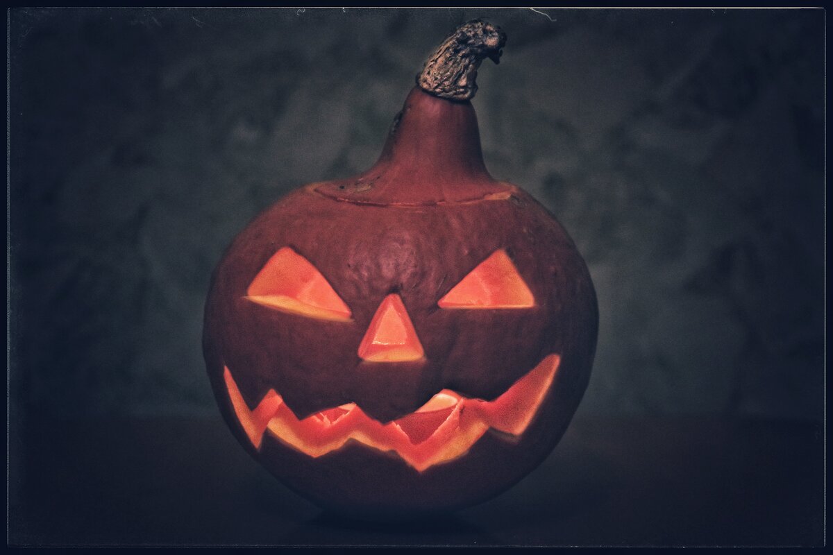 * * * - Руслан 