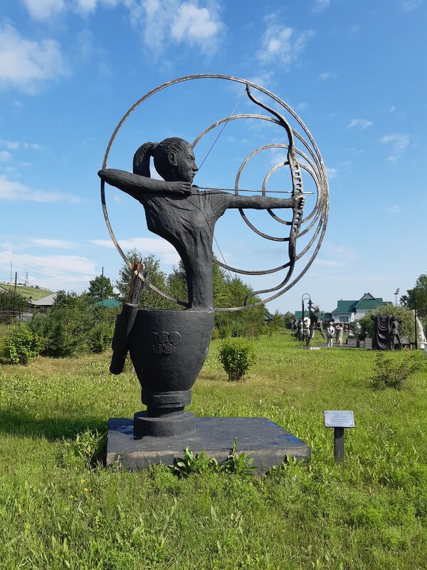 Парк бетонных скульптур в городе Свирске Иркутской области - Галина Минчук