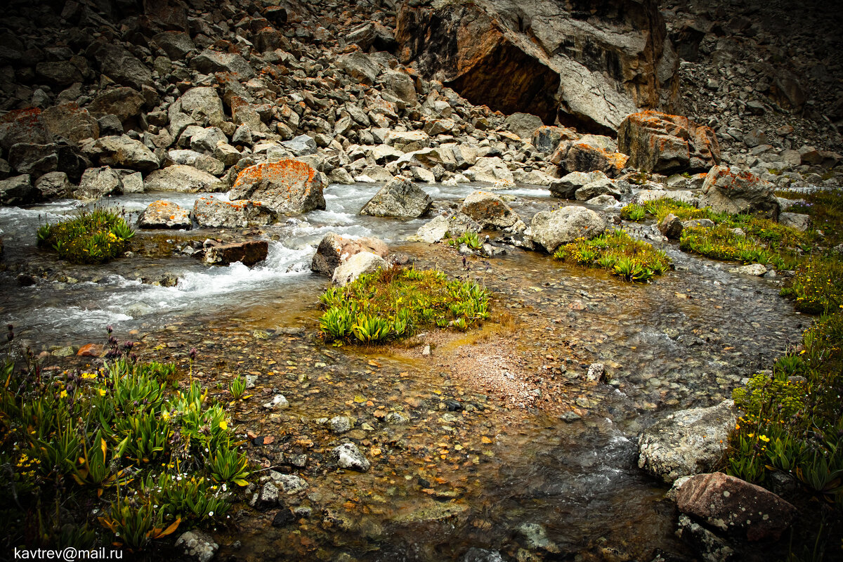 ГОРНЫЕ РУЧЬИ - HART BAD