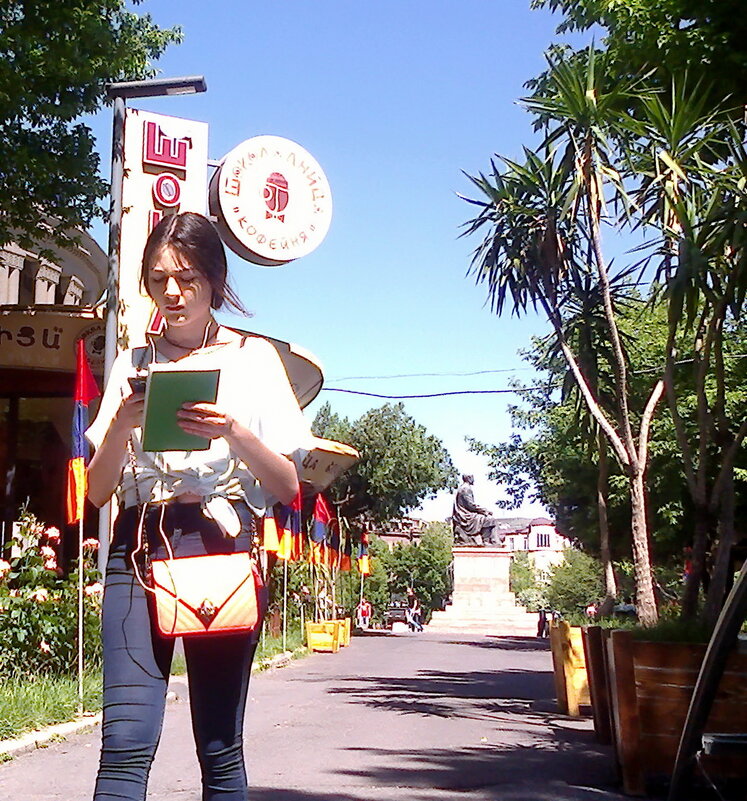 *** - Владимир Захаров